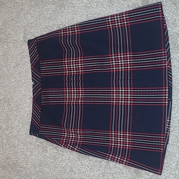Halogen Navy & Red Plaid Jacquard A-Line Mini Skirt | Size 2P | Nordstrom - Picture 11 of 16